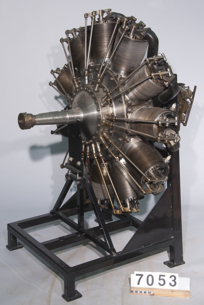 Motor till flygmaskin - Tekniska museet / DigitaltMuseum