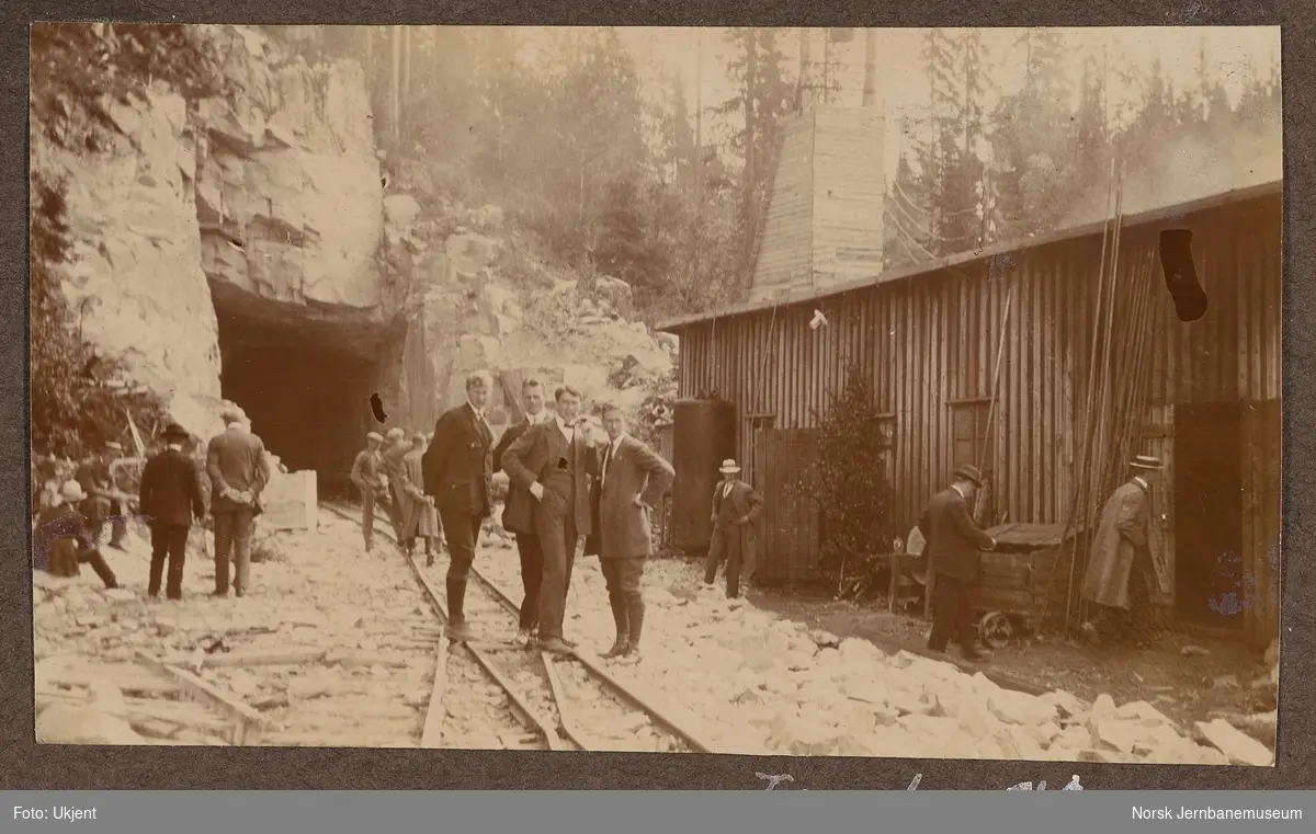 Bygging av jernbanetunnel ved Skien, inspeksjon