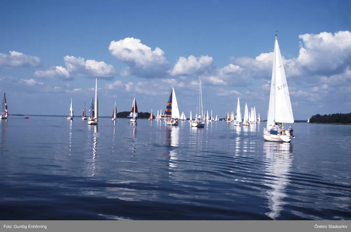Segelbåtar i tävlingen Vinö Sail Race, 1988 - Örebro Stadsarkiv ...