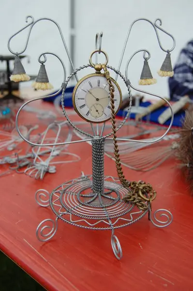 Clock stand made by Glenn Frode Pedersen.