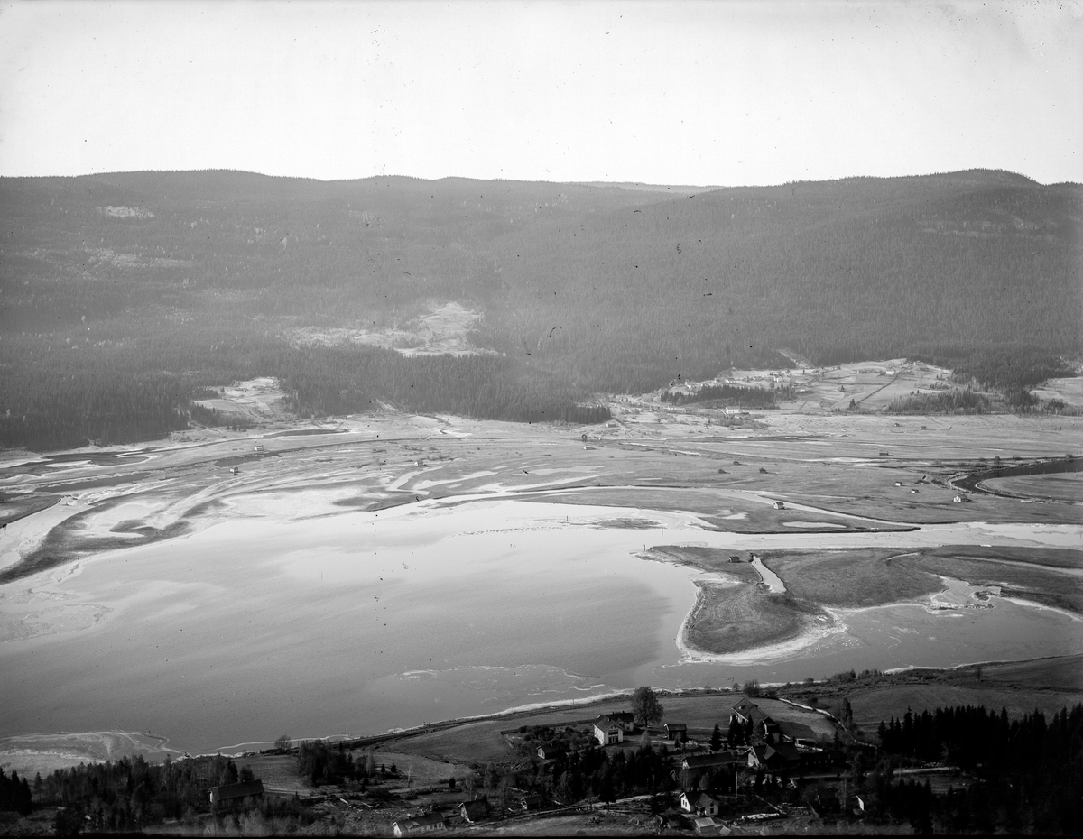 Randsfjorden ved Odnes før oppdemningen i 1918.