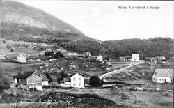 Landskap og bebyggelse på Grov i Grovfjord.
