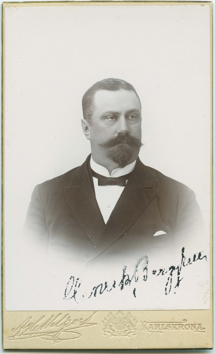 Porträtt på Henrik Berggren.