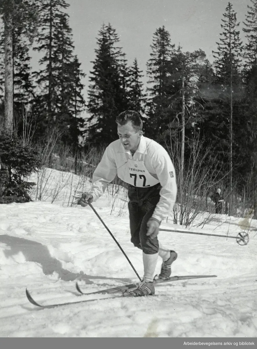Hallgeir Brenden (1929 - 2007). Skiløper. Arbeidermagasinet/Magasinet for Alle. 1961