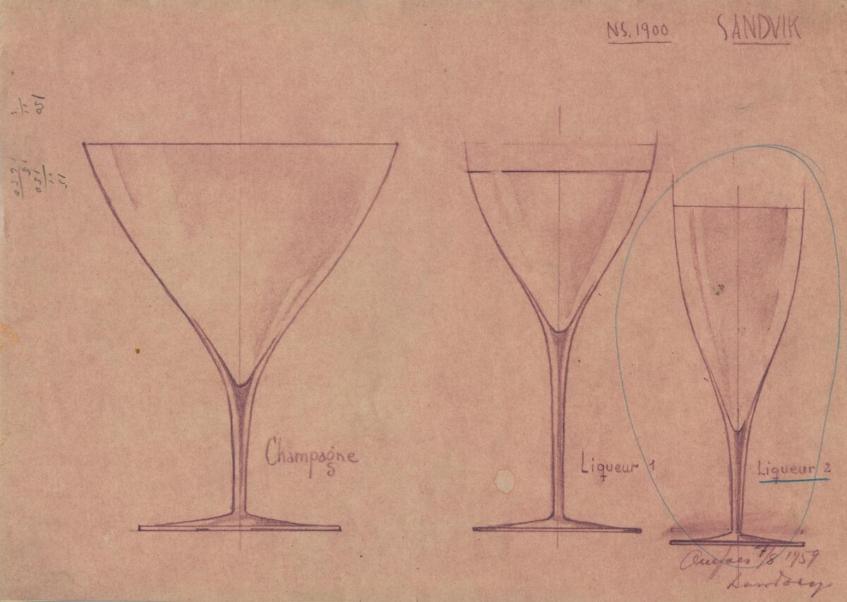 Skiss till sju servisglas för champagne, likör, snaps, cocktail, rödvin och sherry med klockformad kupa och stråben. Noteringar.