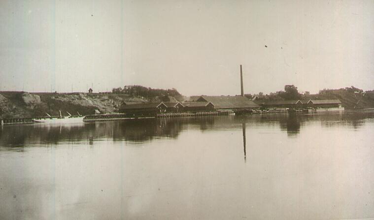 Borregaard Teglverk i Melløs, sett fra Hafslundsiden