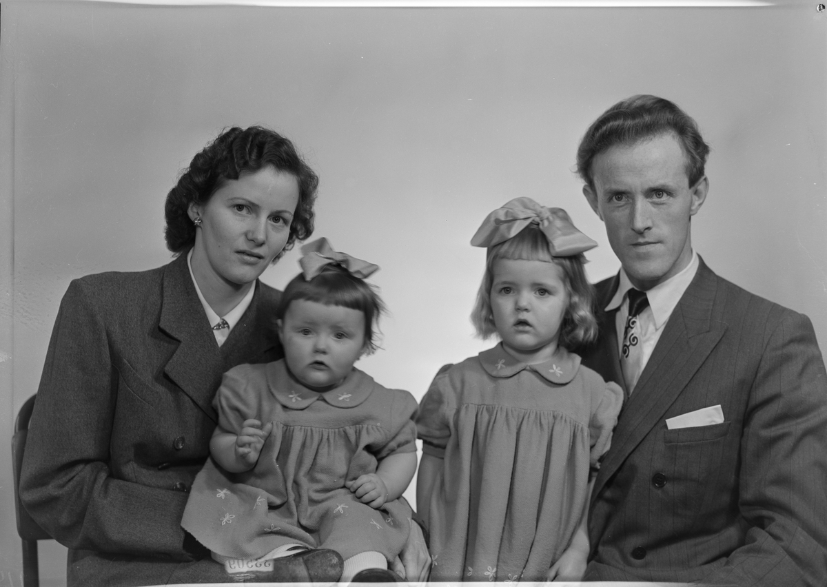 Einar Uhlen med familie