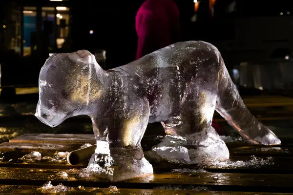 isskulptur oter