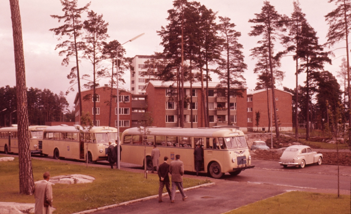Uppsala år 1961.  Stadsbyggnadskontoret och Planavdelningen i Linköping på studieresa.