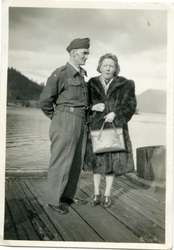 Fangstmann Sverre Hansen og kona Ella. Hansen var fra Hilles