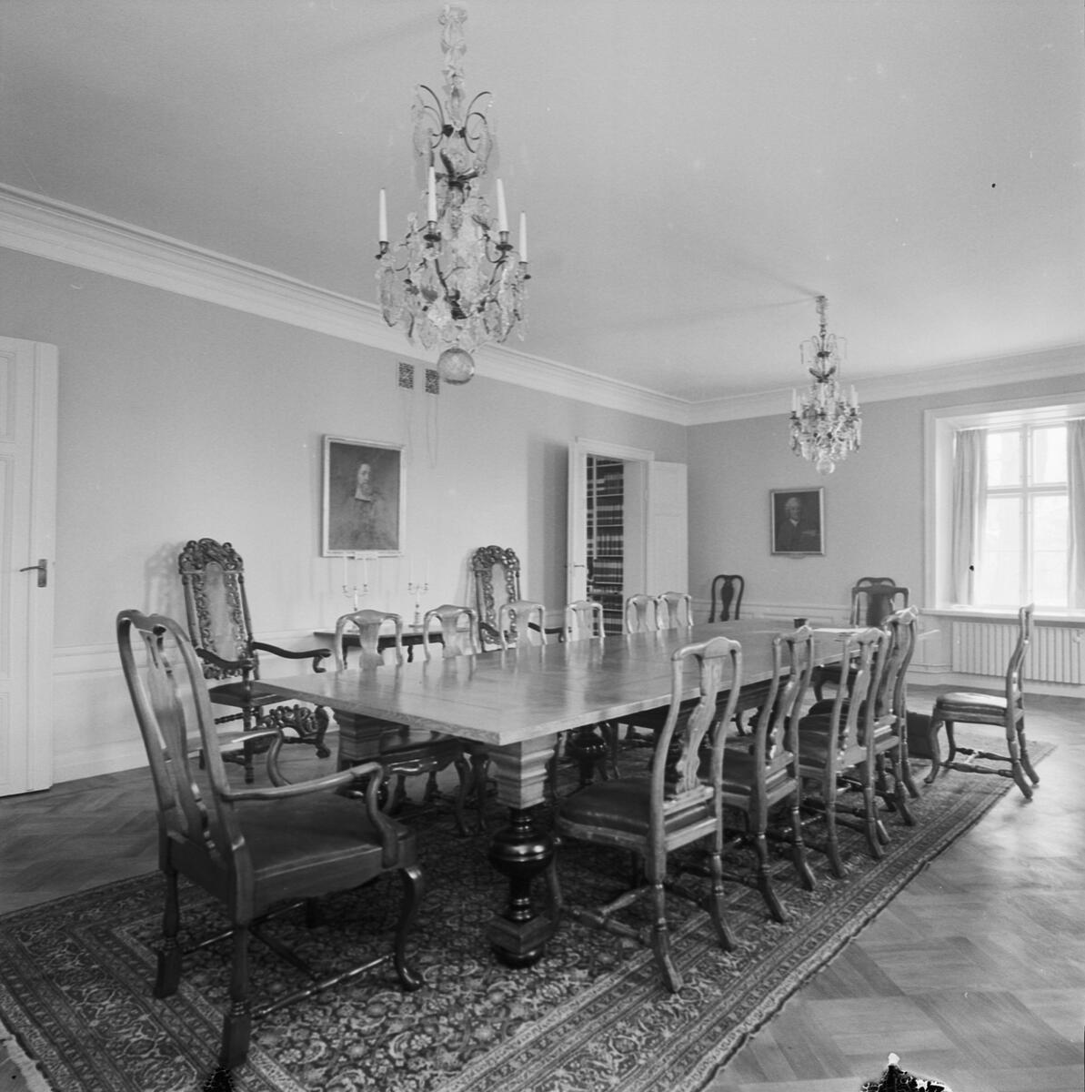 Vetenskaps-societetens hus restaurerade med pietet, sessionssalen i nytt skick, Uppsala 1959