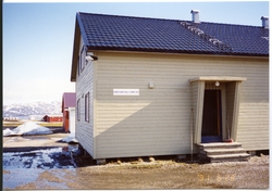 Ny-Ålesund, Byggning