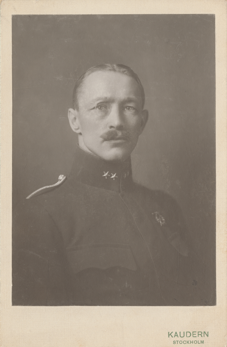 Porträtt av Carl Hjorth, löjtnant vid Trängen.