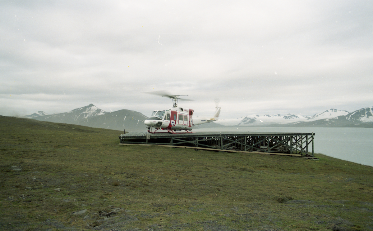 Bilder fra besøk i Barentburg tatt av Svalbardpostens journalist Bent Botten. 