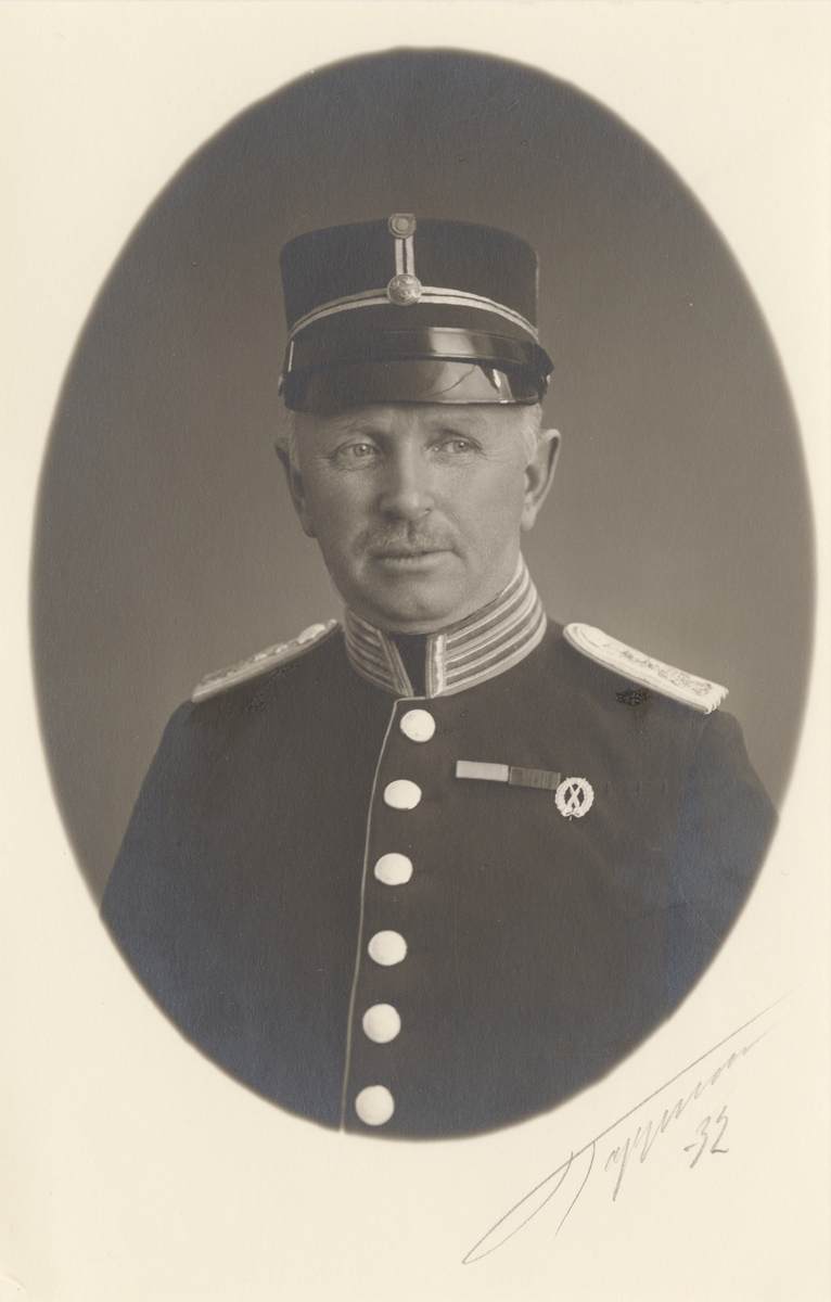 Porträtt av Martin Mårtenson, löjtnant vid Svea livgarde.