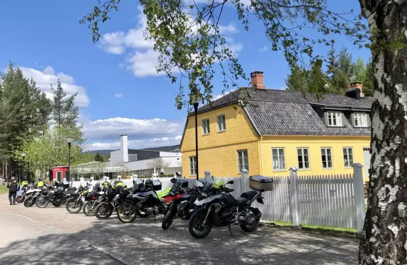 Bildet viser museets cafe, en bygning som tidligere var et gjestgiveri i Lysaker.