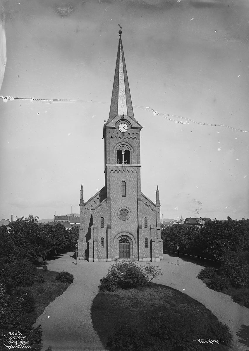 "Prot: Petri Kirke Mai 2. 1903