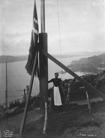 Prot: Flagget heises Sverdrups ankomst Sep. 1902