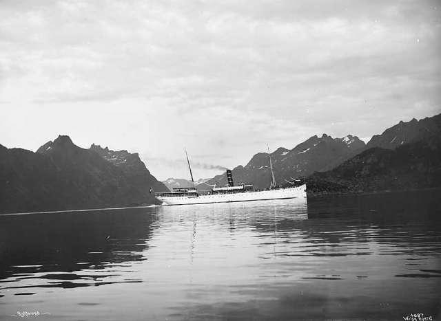 Prot: Lofoten - Raftsund Neptun ved Ingelsfjord 25/7 1905