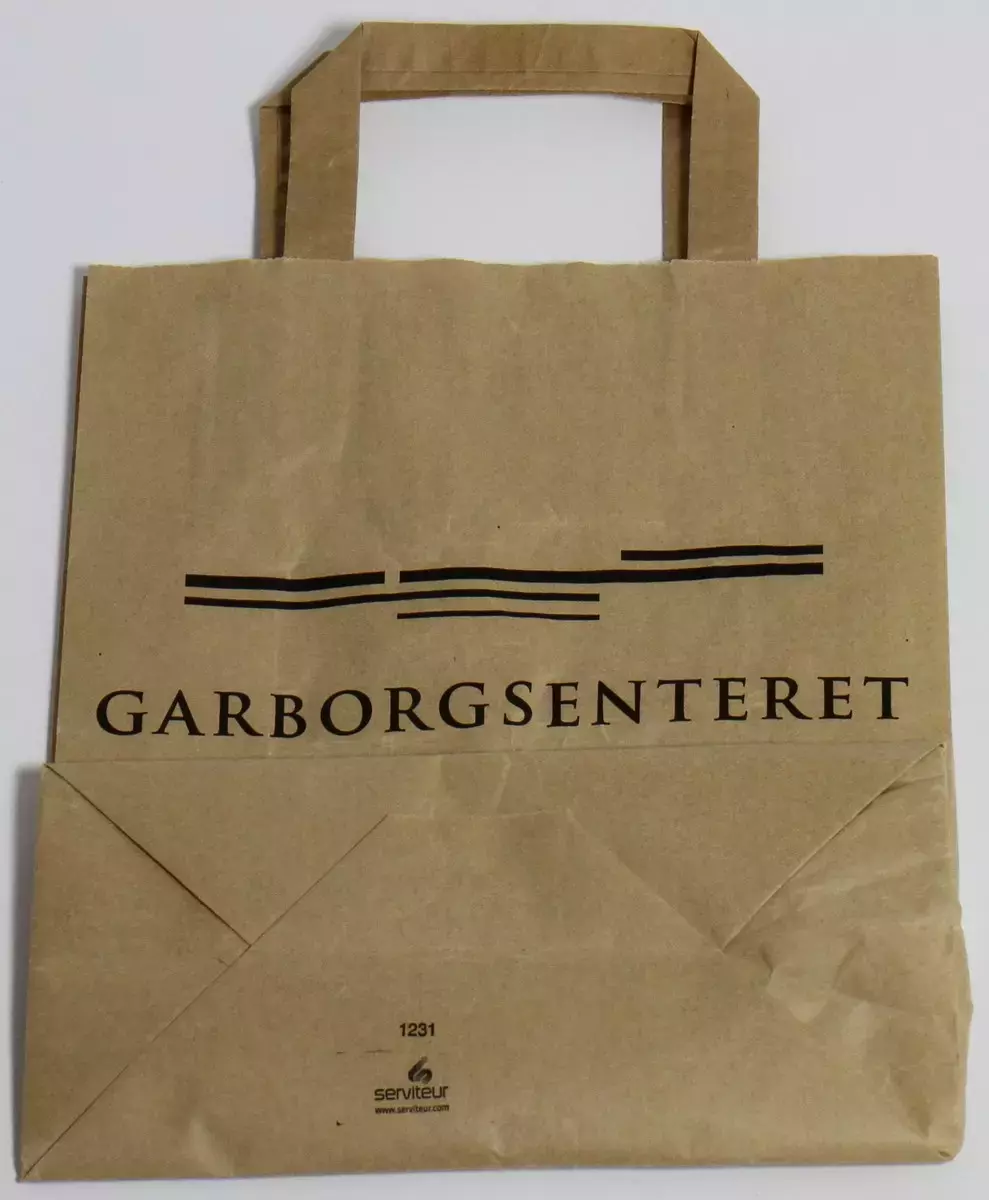 Handlenett frå Garborgsenteret, som er eit museum på Bryne i Time kommune. Garborgsenteret opna 5. september 2012 til minne om Arne og Hulda Garborg, og er ei avdeling av Jærmuseet. Handlenettet er i papir.