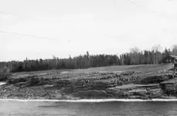 Strøvelter ved Glomma, fotografert 1. mai 1941. Fotografiet 