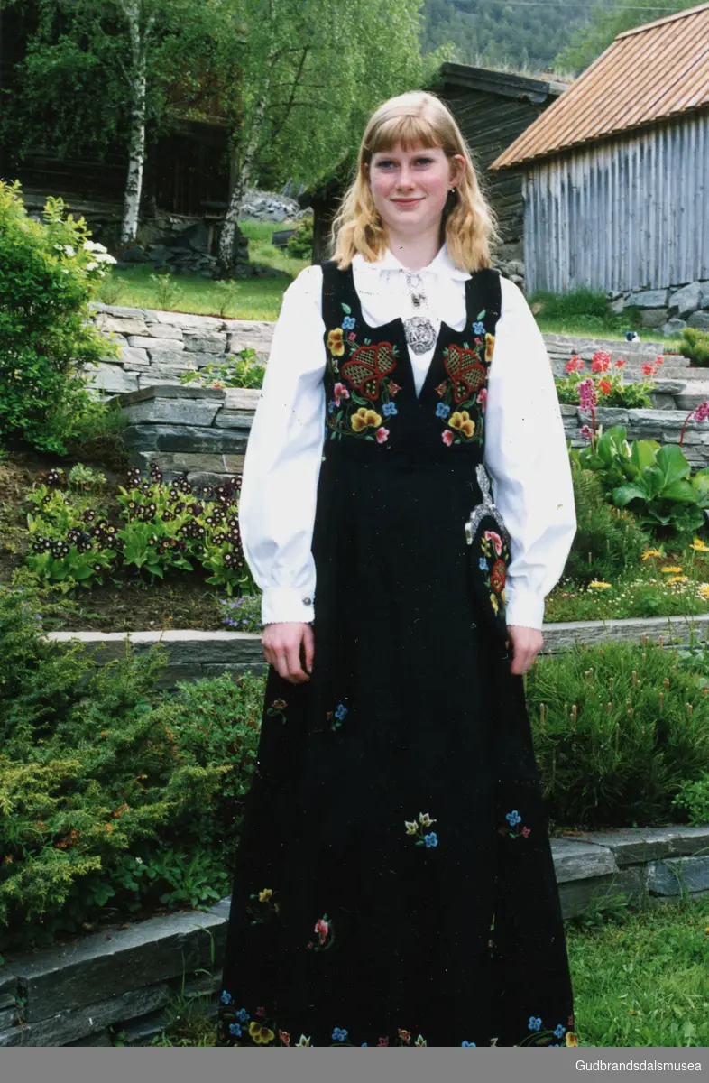 Konfirmant Ragnhild Hagen (f. 1987)