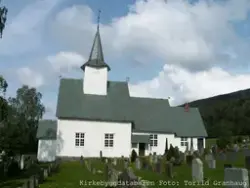 Røn kyrkje, Valdres