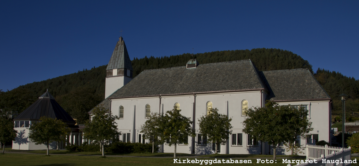 Valderøy kyrkje