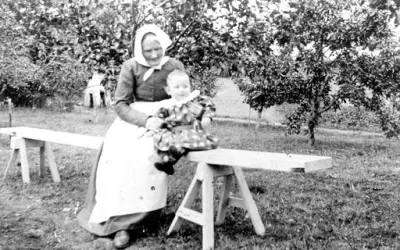 Johanna Larsson var den första utbildade barnmorskan i Kållered