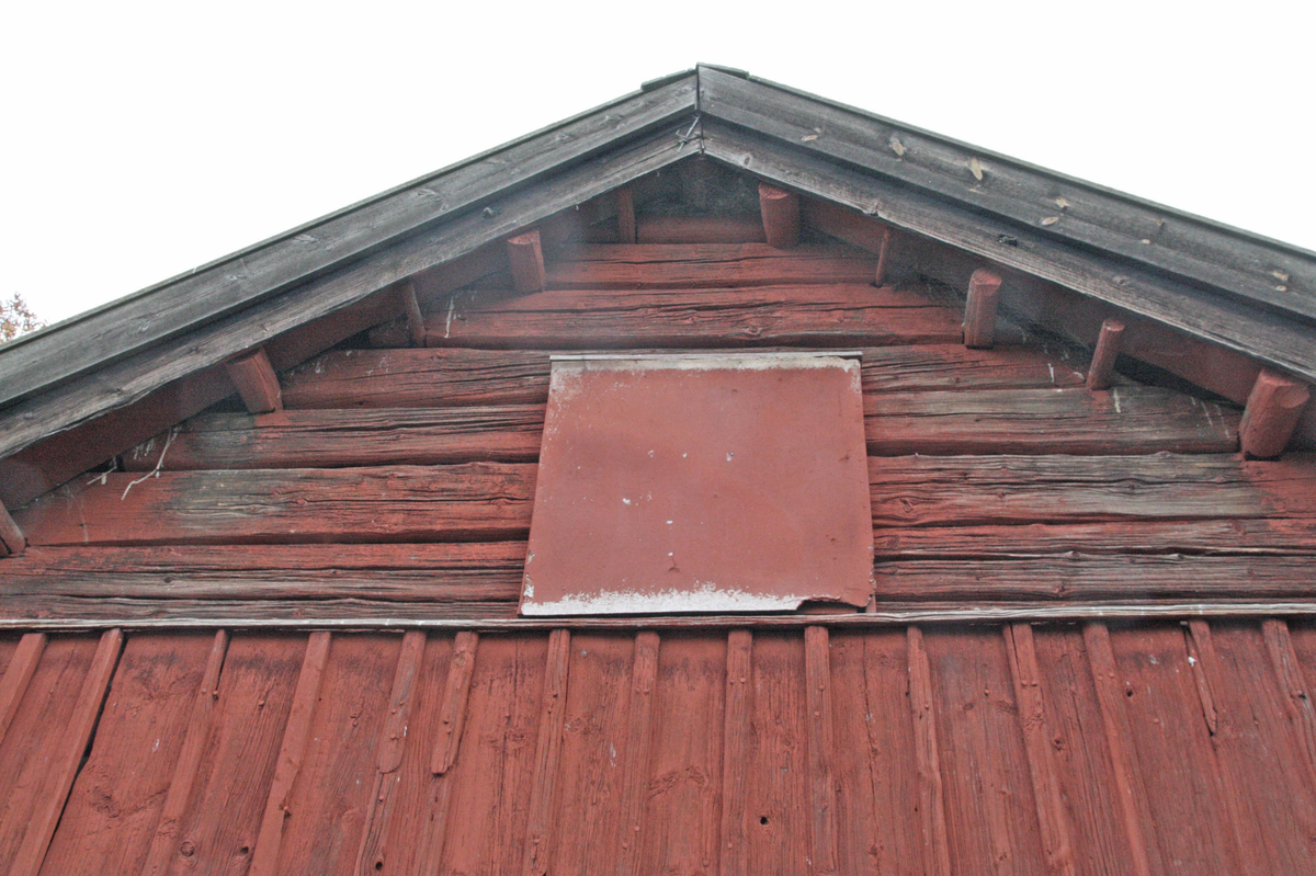 Omläggning av tak på dragontorp, Skolsta 13:1, Litslena socken, Uppland 2019