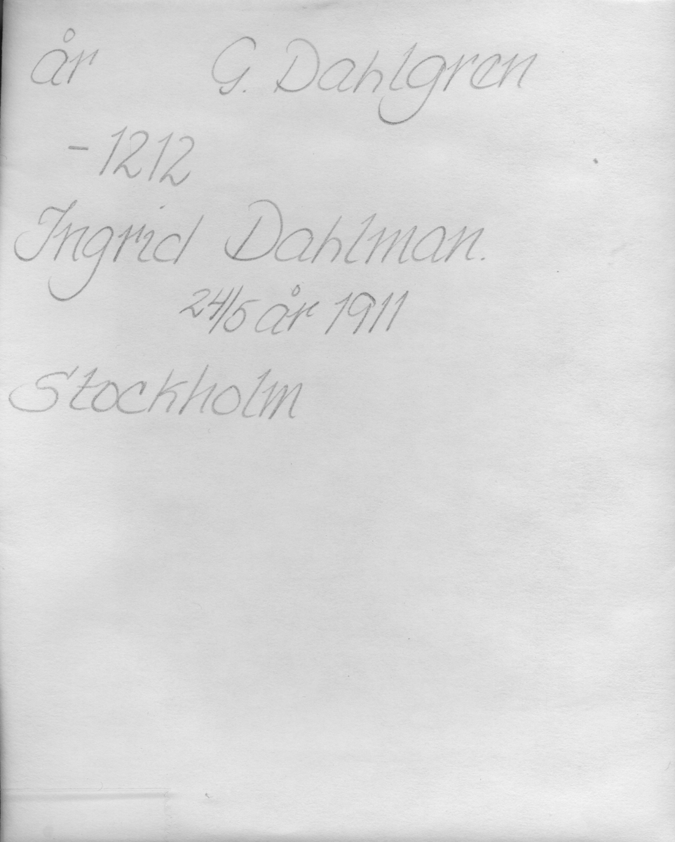På kuvertet står följande information sammanställd vid museets första genomgång av materialet: Ingrid Dahlman 24/5 år 1911