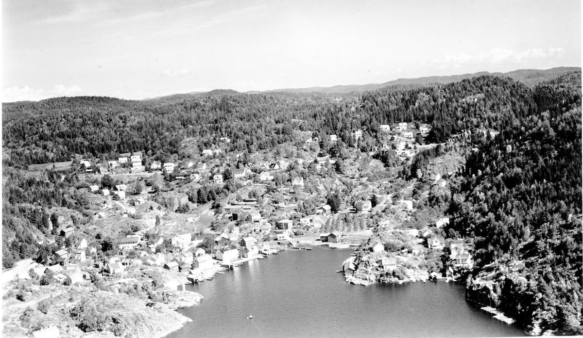 Luftfoto over bebyggelsen i Kil.  1.juli.1959. Menstad til øvre Kil.