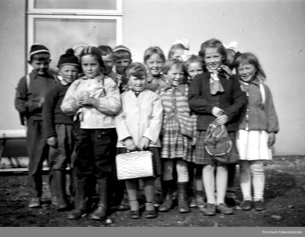 Skoleklasse ved Havøysund skole ca. 1956.