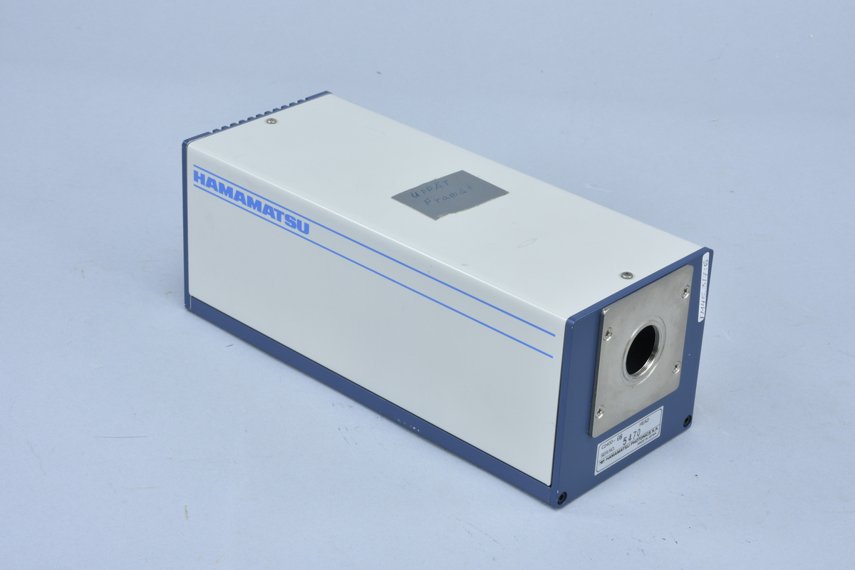 Videokamera Hamamatsu C2400-08, ansluten till Zeiss ljusmikroskop.
