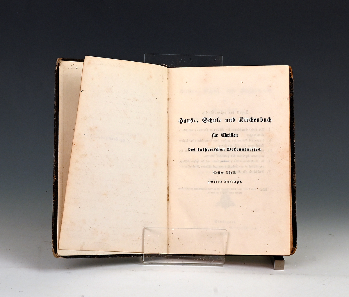 Löhe, Wilh. Haus- Schul und Kirschenbuch für christen des luterischen Bekamt... I.
Stuttg. 1851