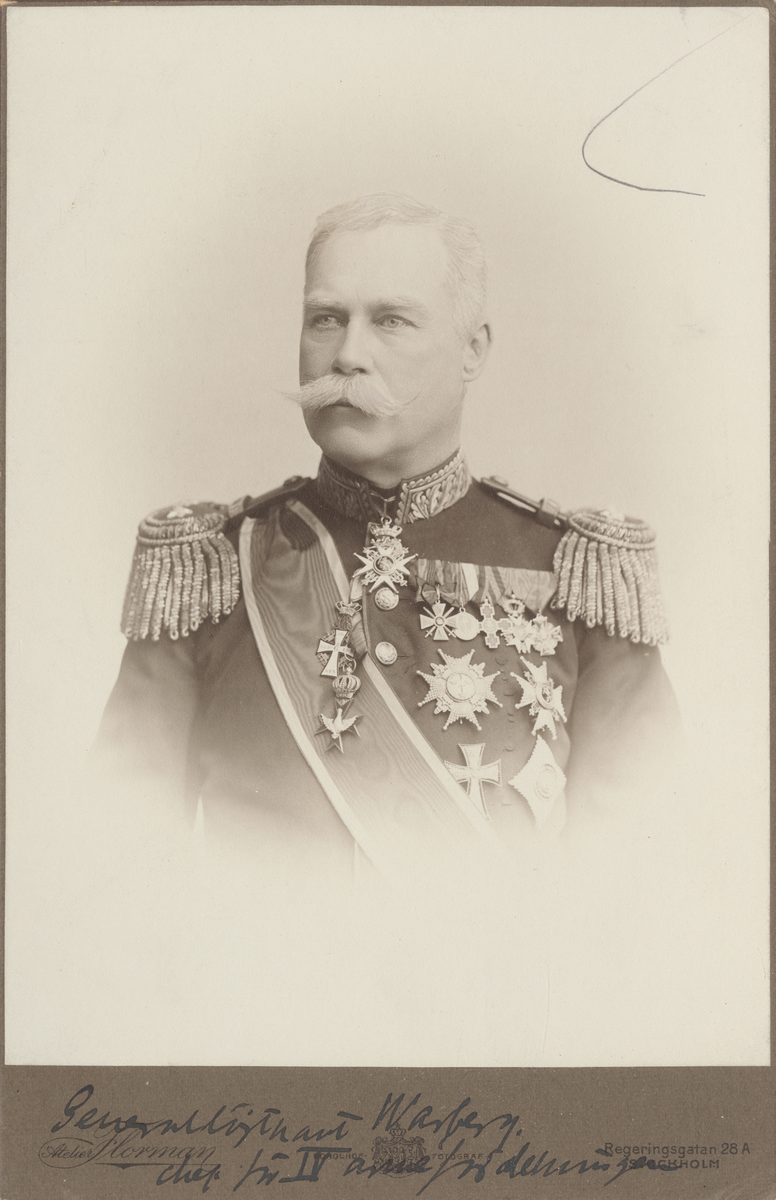 Porträtt av Carl Warberg, generallöjtnant och chef för IV. arméfördelningen.