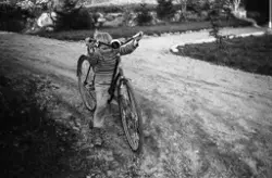 Kjell lærer å sykle.."1959"