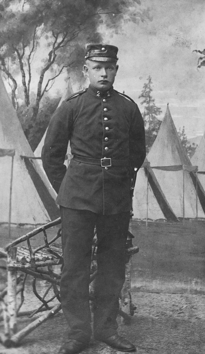 Soldat i kavaleriet. Halvor Sørlie (1884-1975)
