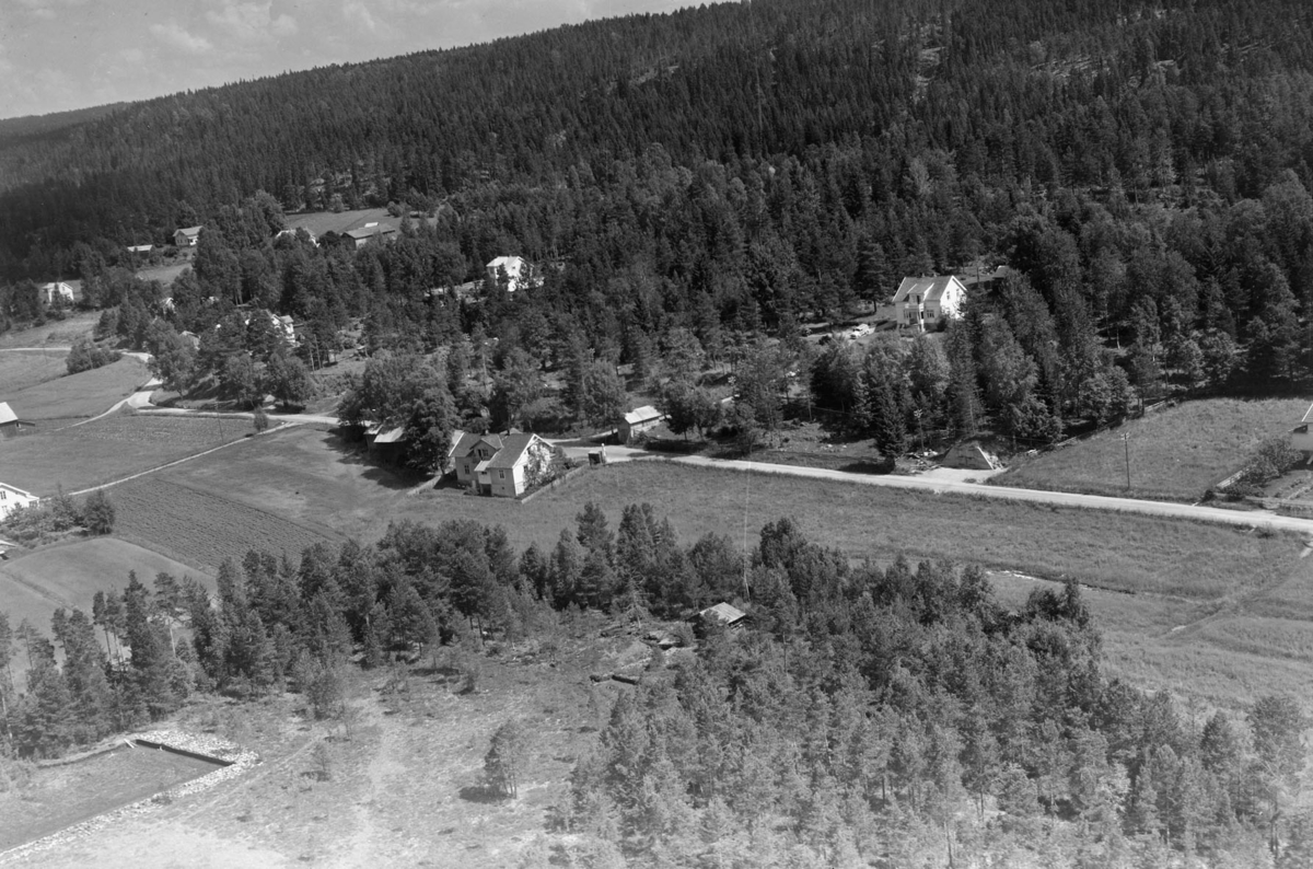 BUER LANDHANDLERI, SETSKOG - Akershusbasen / DigitaltMuseum