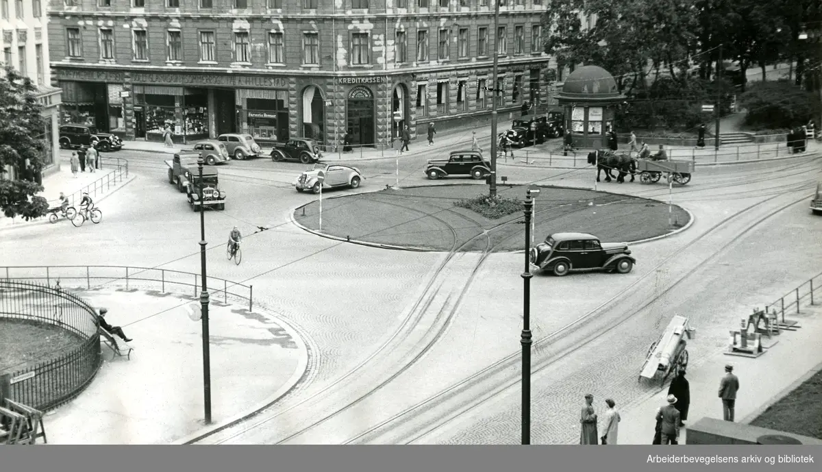Drammensveien ved Solli plass,.juli 1938