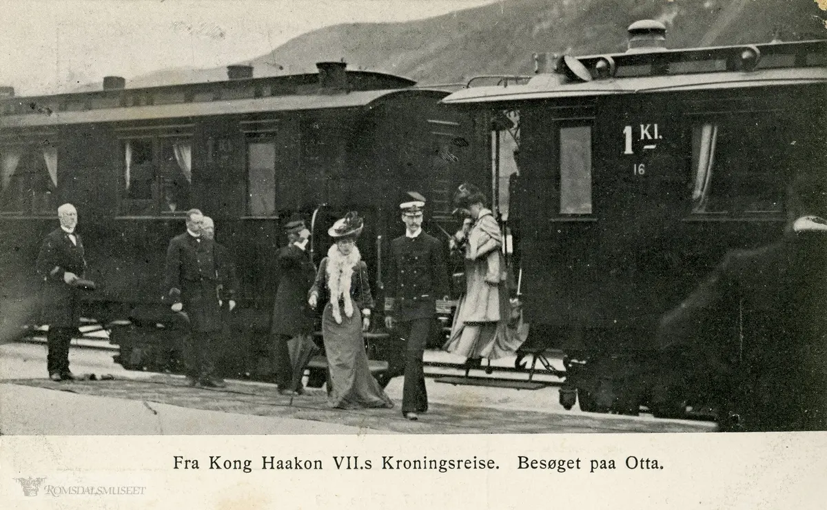 Fra Kroningsreisen i 1906..Besøket på Otta.