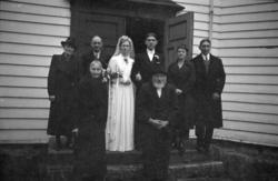 "Bryllup i Gjendemsvorpa. I.Iversen"..(A001)