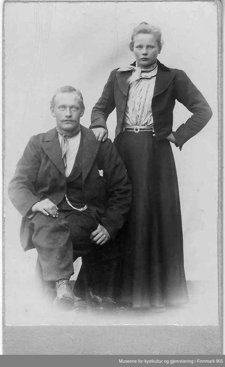 Atelierfoto av Thoralf og Antona Endresen, 1910