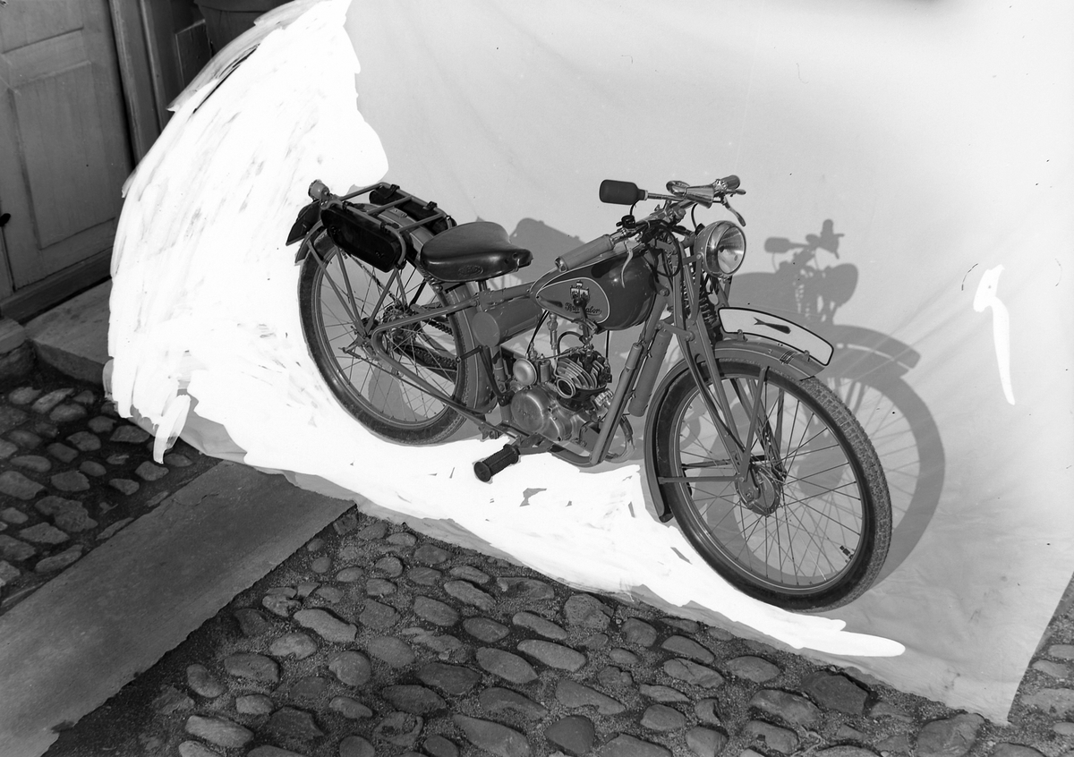 Brennabor motorsykkel fotografert for Ernst Parow