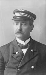 Mannsportrett. Jernbanens Sangkor