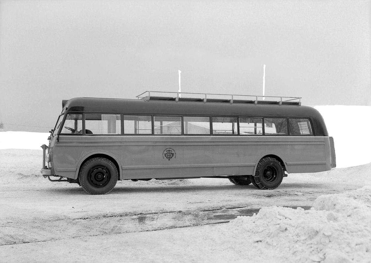 Buss fra Johs. Olsens Vognfabrikk