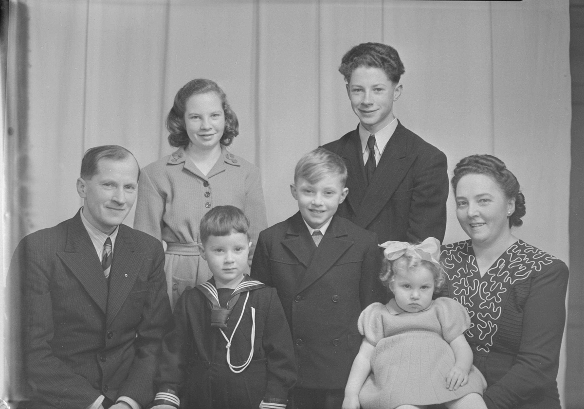 Oskar Moe med familie