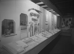 Nordmørsutstillinga i Kristiansund 1950. Husflidsavdelinga