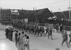 Militær defilering 17. mai 1945