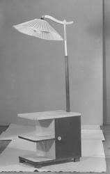 Fra Hj. Dinessen Lampeskjermfabrikk A/S